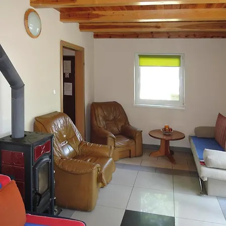House In At The With The Terrace *